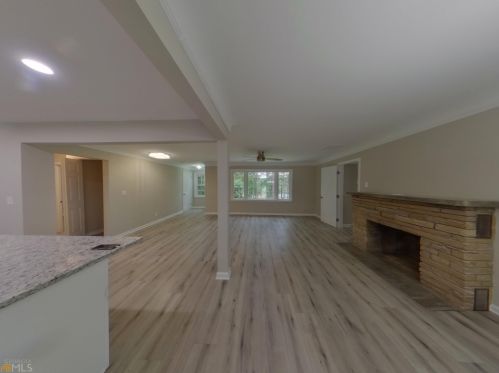 2480 County Line Rd, Atlanta GA  30331-6545 exterior