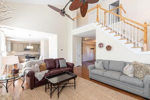 2030 Gramercy Cir, Atlanta GA 30341-1781 exterior