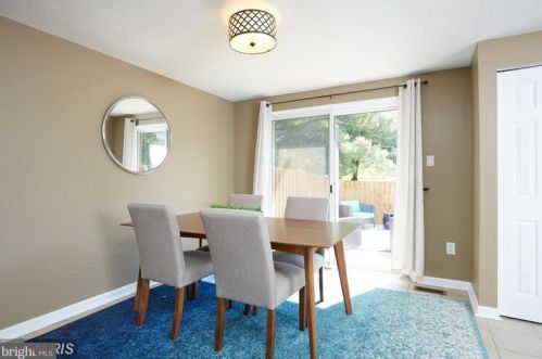 7706 Havenside Ter, Rockville MD  20855-2263 exterior