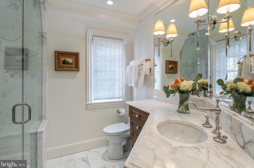 2446 Kalorama Rd, Washington DC 20008-1625 exterior