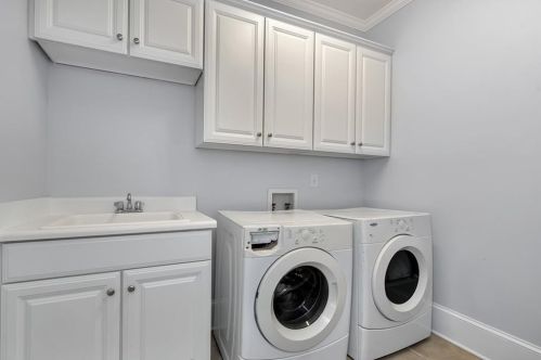 2132 Innsfail Dr, Lithonia GA  30078-2059 exterior