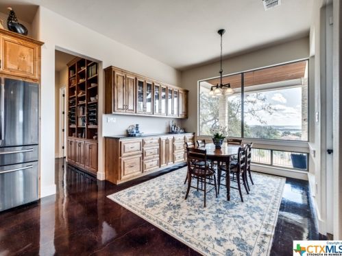 1009 Bluewater Pl, Spring Branch TX 78070-5485 exterior