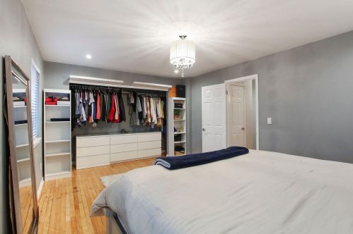 9810 Morgan Ave, Milwaukee WI 53228-1344 exterior