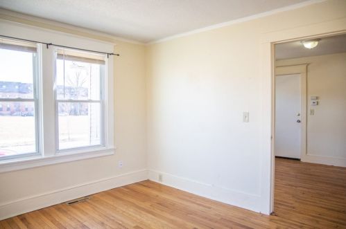 48 Morris St, Springfield MA 01105-2001 exterior