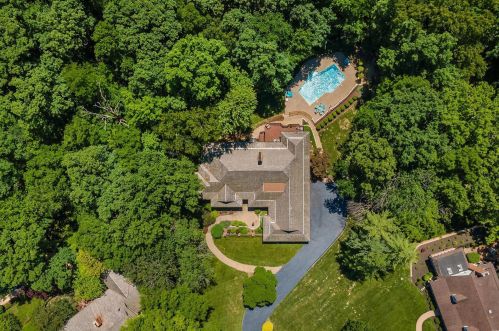 13592 Royal Glen Dr, Saint Louis MO 63131-1029 exterior