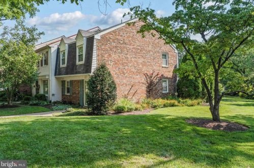 741 Azalea Dr, Rockville MD 20850-2016 exterior