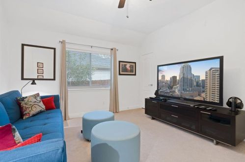 235 Abbott Dr, Austin TX 78737-4536 exterior