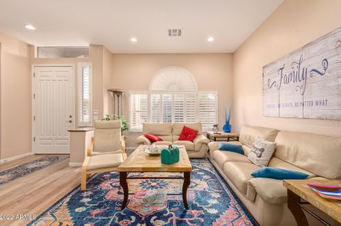 16238 16th Ln, Phoenix AZ  85045-1726 exterior