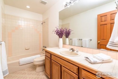 6301 Swallow Ln, Boulder CO 80303-1458 exterior