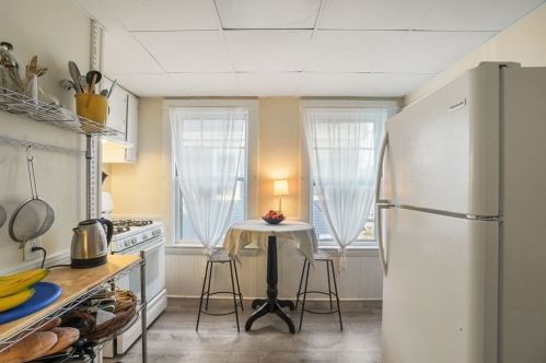 58 Dunster Rd, Boston MA 02467-2343 exterior