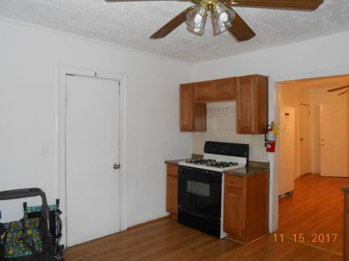 5200 Morgan St, Chicago IL 60643-2218 exterior