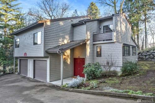 15128 Sunwood Blvd, Seattle, WA 98188-2446