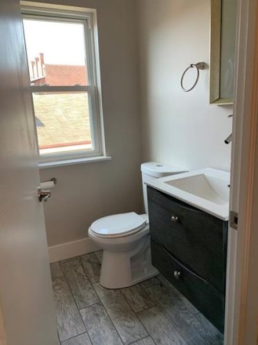 214 43 St, Pittsburgh PA 15201-3109 exterior