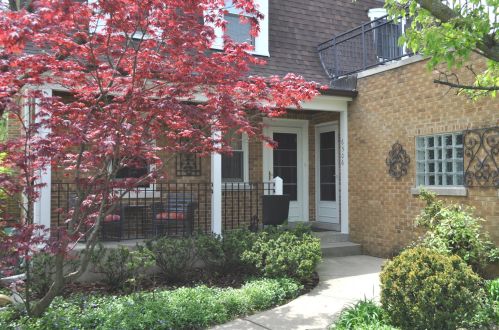 6506 Ponchartrain Blvd, Chicago, IL 60646-2725