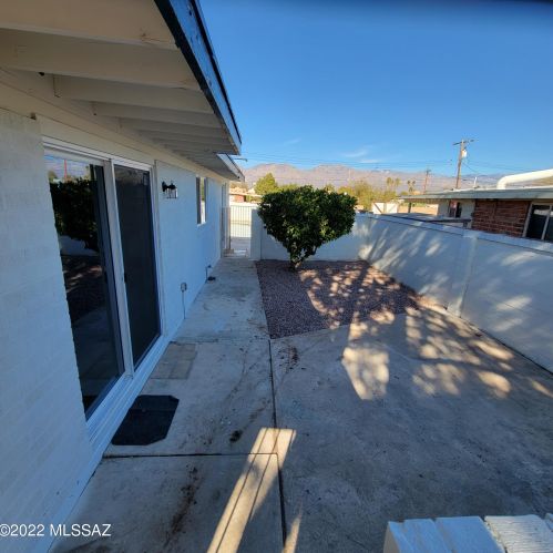 4927 Adams St, Tucson AZ  85712-4005 exterior