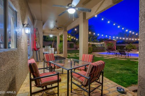 33907 23 Dr, Phoenix AZ 85027-4137 exterior