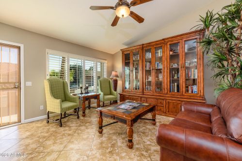 1560 Buena Vis Dr, Chandler AZ 85249-4608 exterior