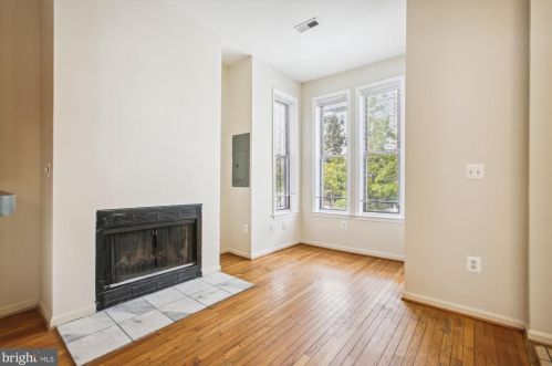 2025 11th St, Washington DC  20001-4013 exterior