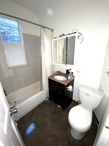 4029 Harrison St, Chicago IL 60607-3105 exterior