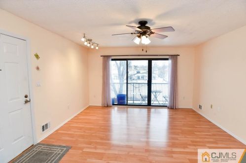 396 Lancaster Ct, Piscataway, NJ 08854-6227