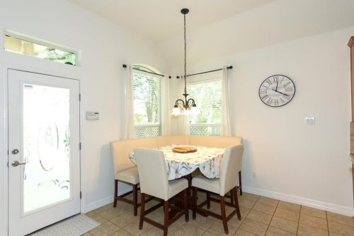 12504 Emerald Oaks Dr, Austin TX 78748 exterior