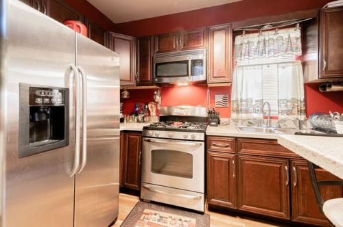 10006 Indiana Ave, Chicago IL 60628-2126 exterior