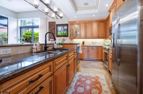 7996 Cordoba Pl, Naples FL 34113-8747 exterior