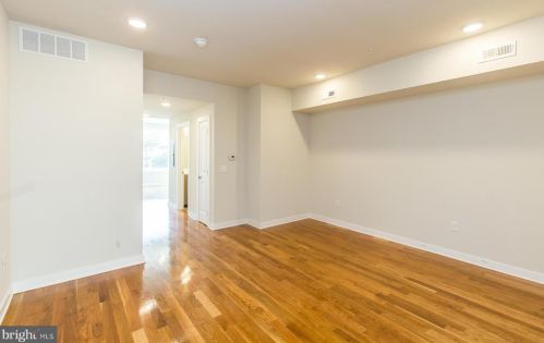 1647 Germantown Ave, Philadelphia PA 19140-4224 exterior