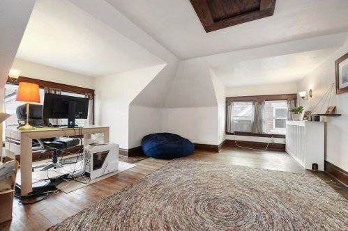 1611 Hillsdale Ave, Pittsburgh PA 15216-1822 exterior