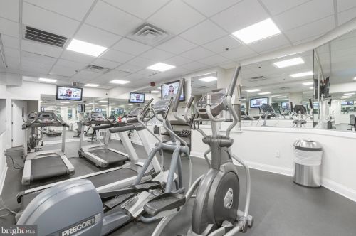 1811 Chestnut St, Philadelphia PA  19103-3721 exterior