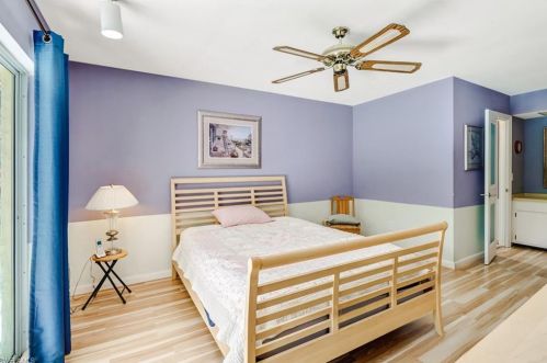 325 Bay Mdw Dr, Naples FL 34113-8302 exterior