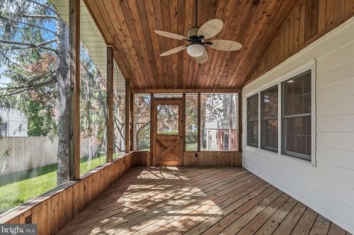 113 Monument St, Rockville MD 20850-2836 exterior