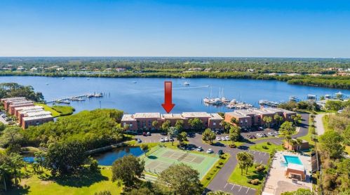 3100 Pruitt Rd, Fort Pierce FL  34952-5901 exterior