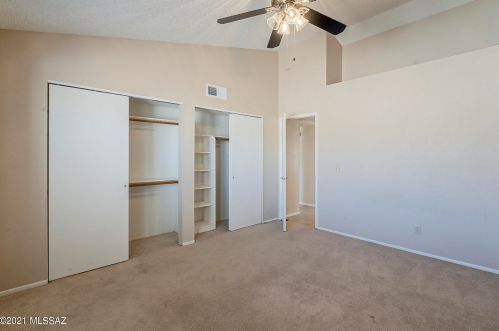 9961 Desert Aire Dr, Tucson AZ 85730-3803 exterior