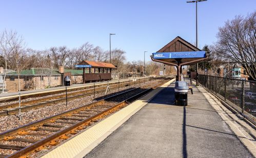 1903 Lunt Ave, Chicago IL  60626-2309 exterior