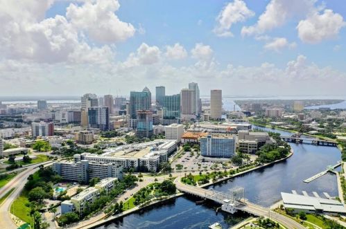 777 Ashley Dr, Tampa FL 33602-4356 exterior