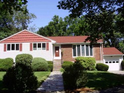 30 Cannon St, Newton, MA 02461-2115