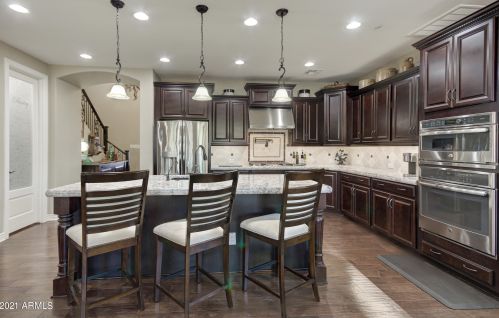 6151 Fresno St, Chandler AZ 85249-5589 exterior