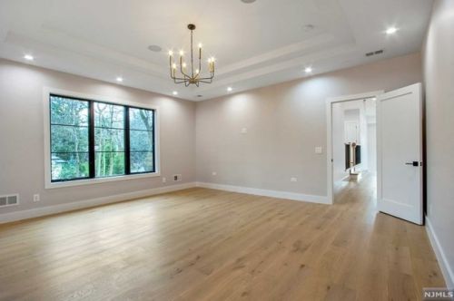 116 Lk Rd, Demarest NJ 07627-2236 exterior