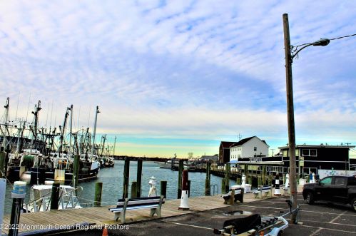 309 Hawthorne Ave, Point Pleasant Beach NJ 08742-2540 exterior