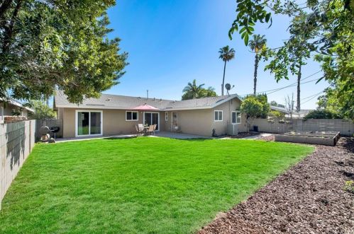 1572 Lance Dr, Tustin, CA 92780-4745