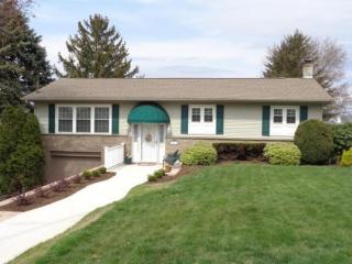 511 Jessup St, Scranton, PA 18512-2103