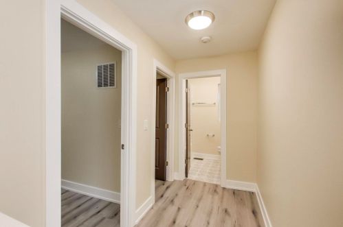 4236 Champlain Ave, Chicago IL  60653-2924 exterior