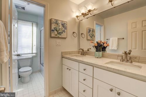 9832 Avenel Farm Dr, Rockville MD 20854-5410 exterior