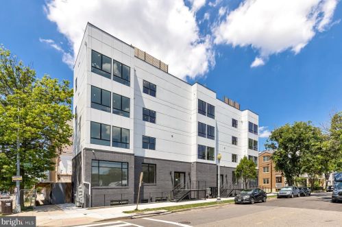 1102 Staples St, Washington DC  20002-3922 exterior