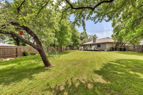 3300 Eldorado Trl, Austin TX 78739-5704 exterior