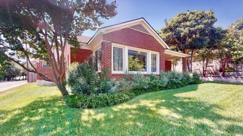 1125 Cordova St, Dallas TX  75223-1235 exterior