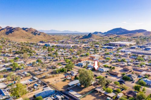 12627 22nd Pl, Phoenix, AZ 85022-5811