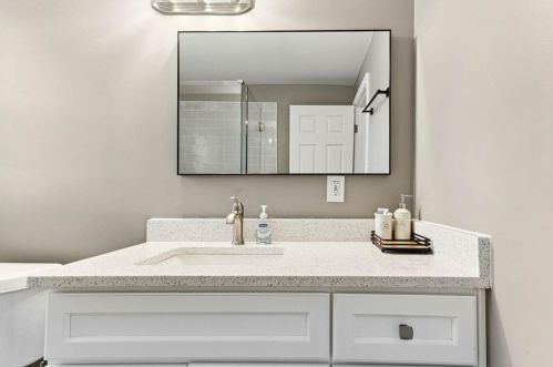 4096 Clay Dr, Atlanta GA  30360-2522 exterior