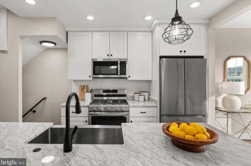 1807 Bay St, Washington DC  20003-2510 exterior